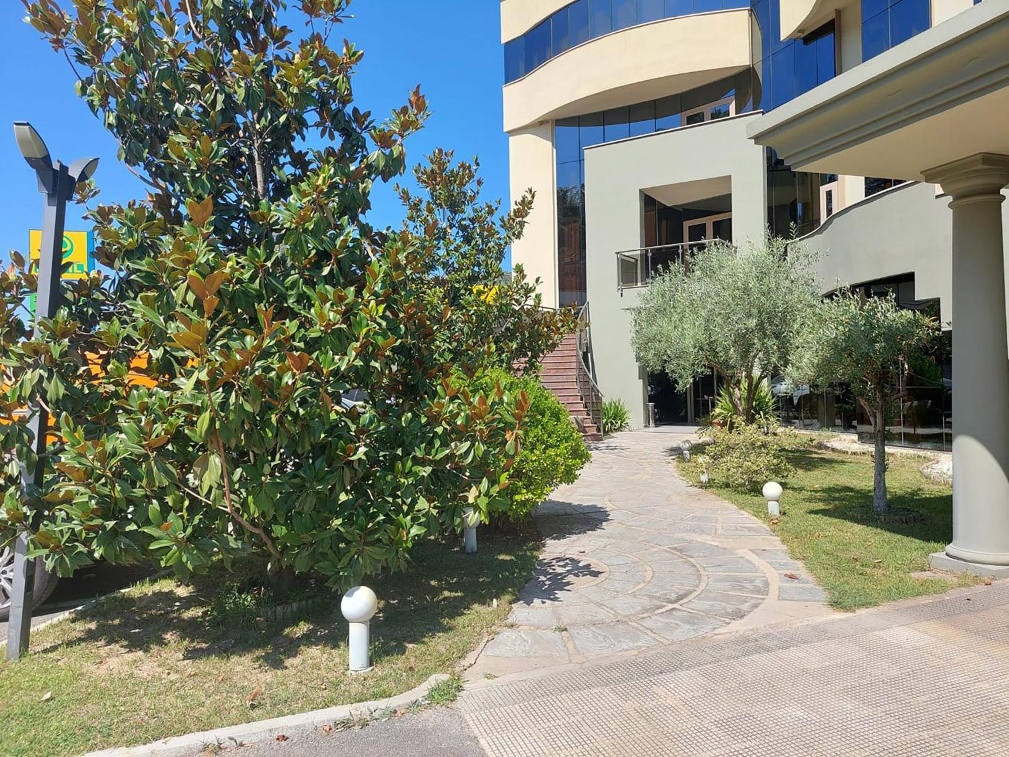 Hotel Green Vaqarr Bagian luar foto